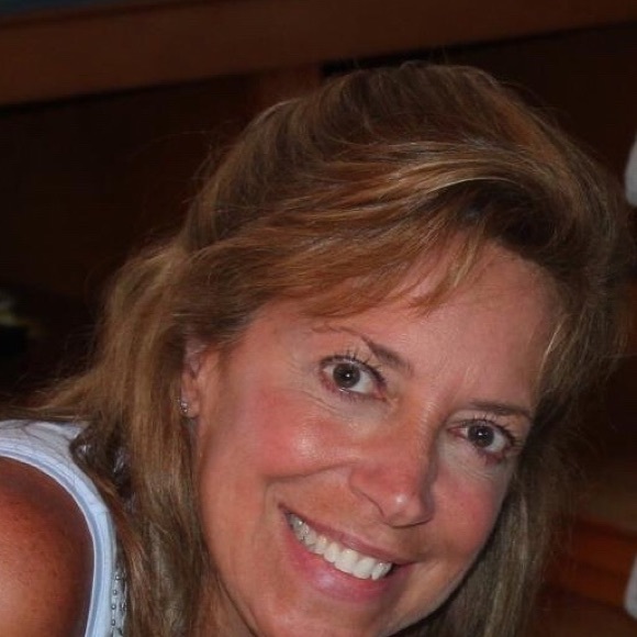 Meet your Posher, Nancy - Picture 2 of 2